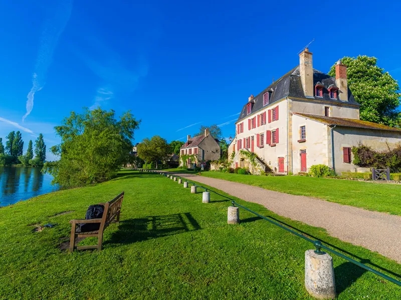 Apremont-sur-Allier, au bords de l'Allier