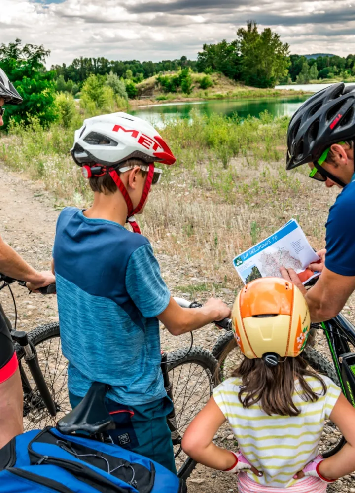 Les guides et cartes