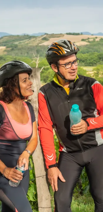 Cyclistes sur la Via Allier vers Pont-du-Château