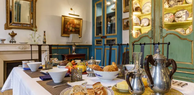Bonjour Guesthouse
