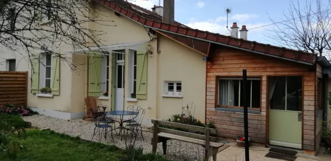 https://medias.cloudspire.io/rooms/H18G018944/H18G018944_5e56486833ee5.jpg